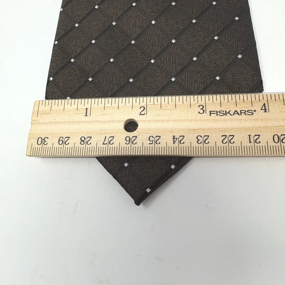 Ermenegildo Zegna Men's Brown Silk‎ Tie Geometric Dot Pattern